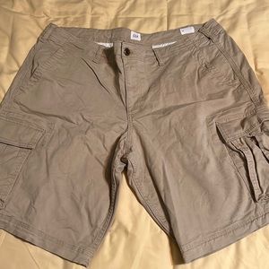 38 gap shorts.